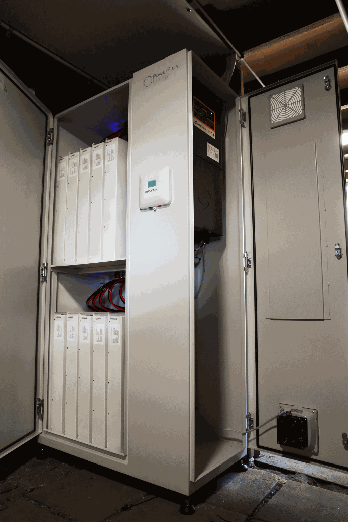 PowerPlus Lithium Battery Cabinet Off Grid System