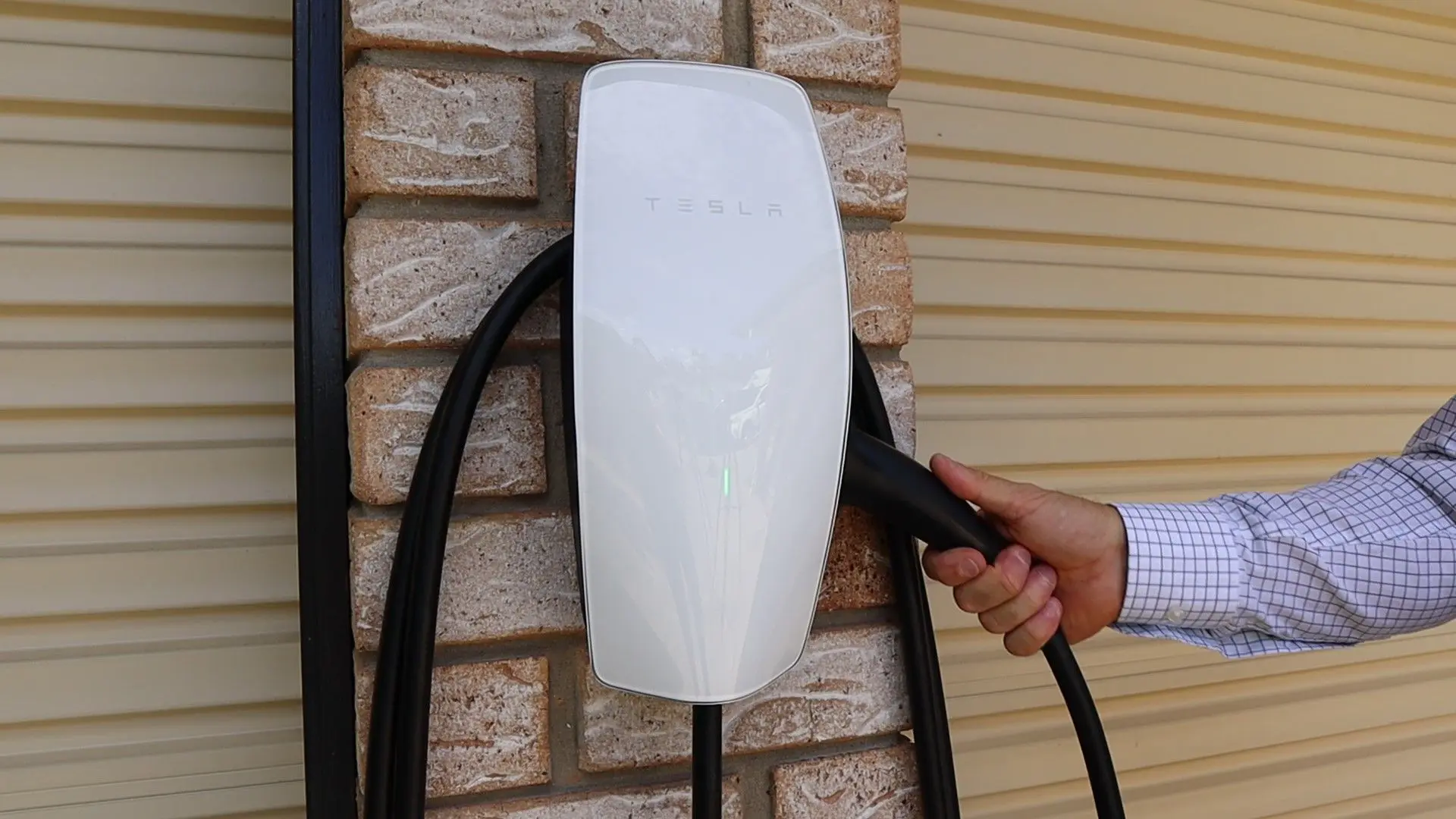 Tesla Wall Connector Tesla Wall Connector