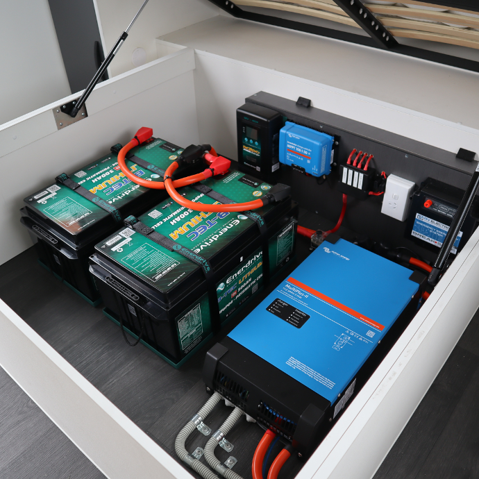 Springers Workshop Off-Grid Power System Installation Service Off-Grid Power System for Vehicles