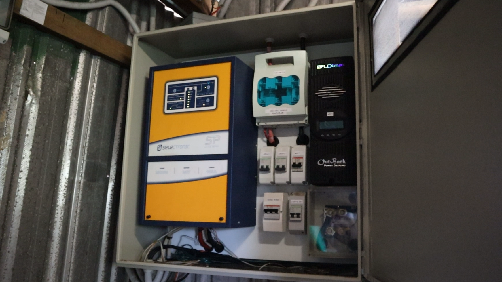 Brisbane Springers Solar Off Grid Selectronic Upgrade