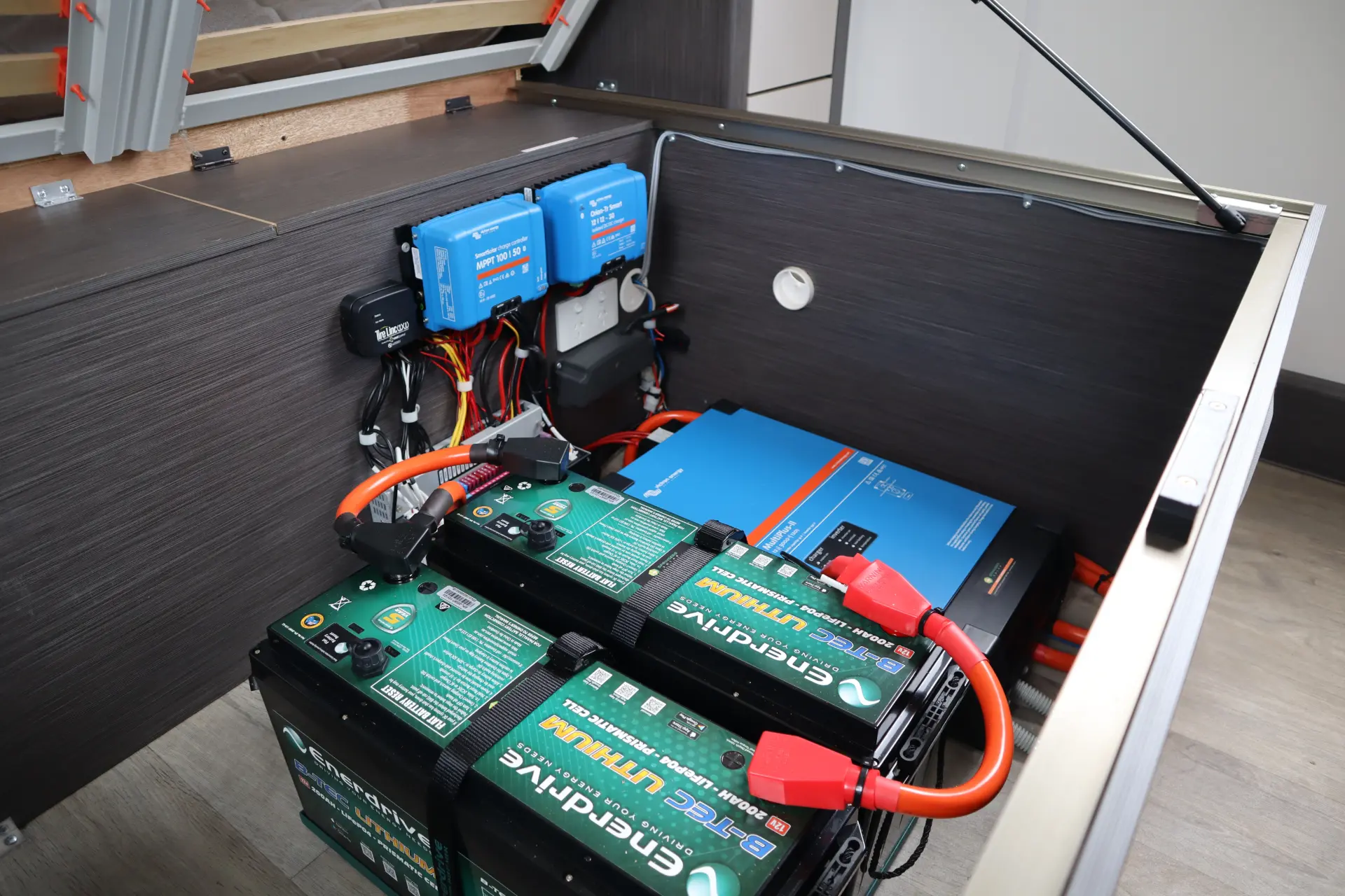 Caravan Dual Battery System