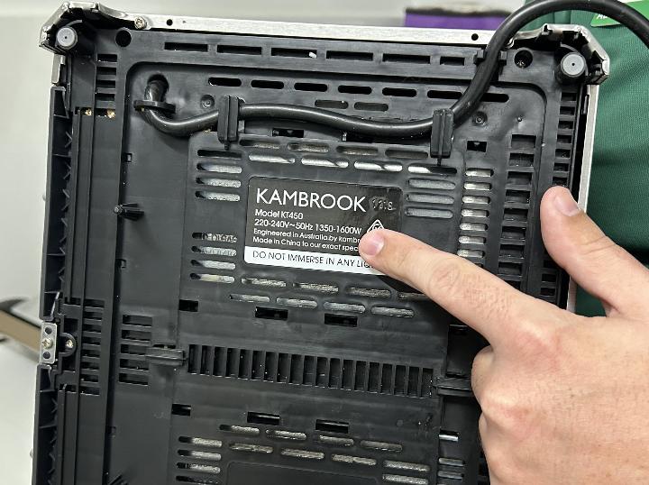 The electrical information for a toaster