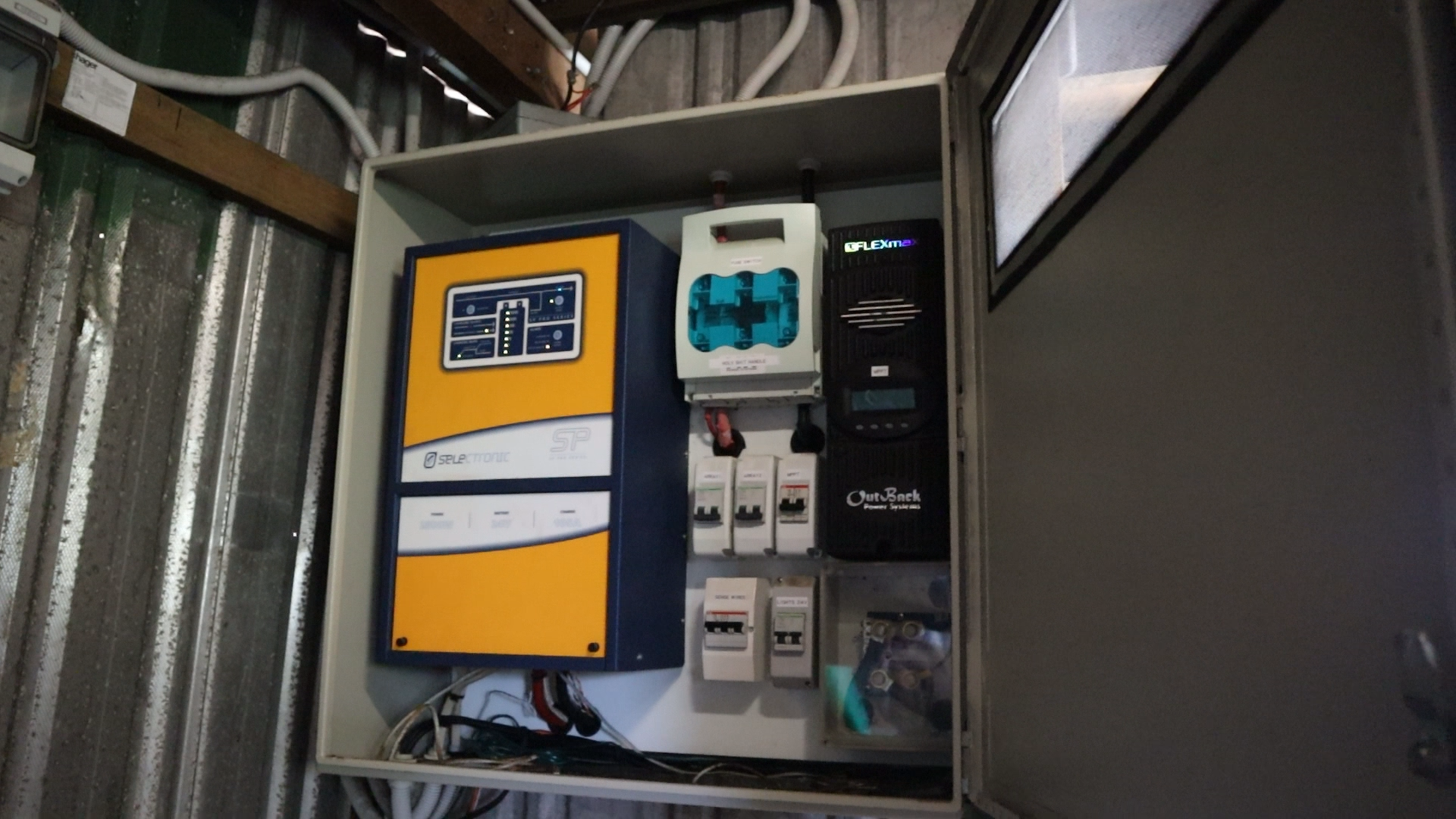 Brisbane Springers Solar Off Grid Selectronic Upgrade