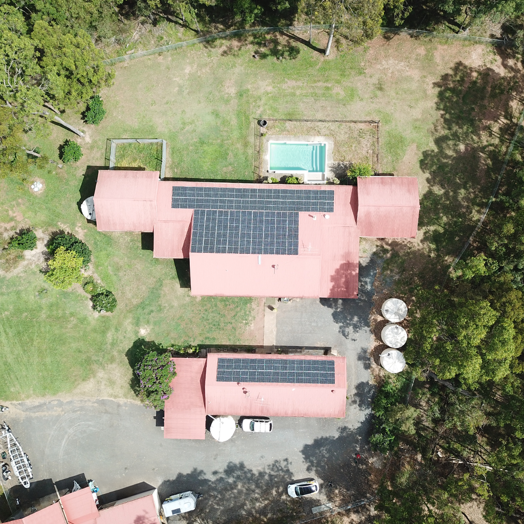 Off-Grid Living in Rochedale