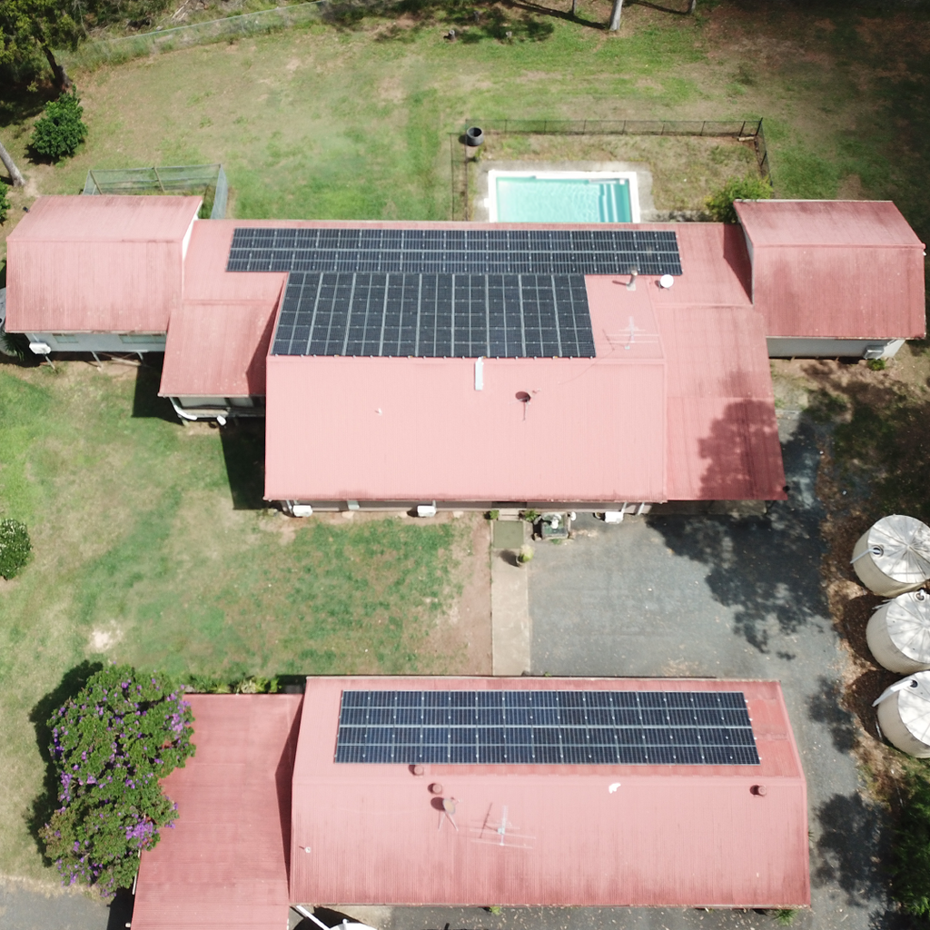 Off-Grid Living in Rochedale