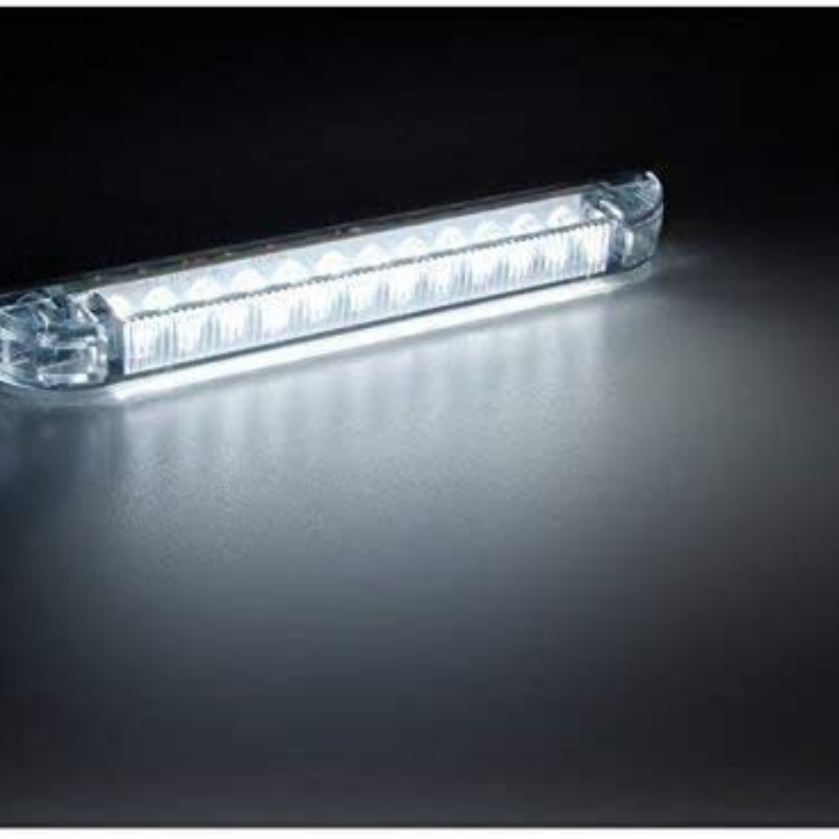 DREAM LIGHTING 12V Cool White Waterproof Bar Light 100mm