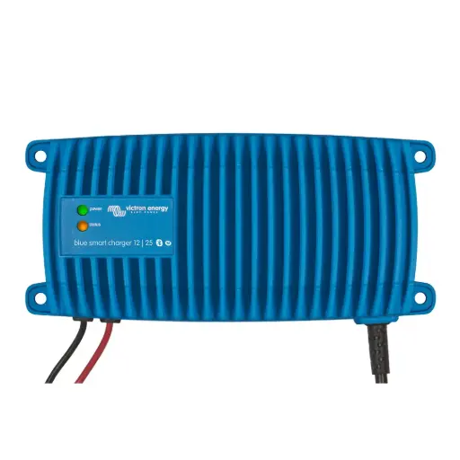 [BPC122547016] Victron Blue Smart IP67 Charger 12/25